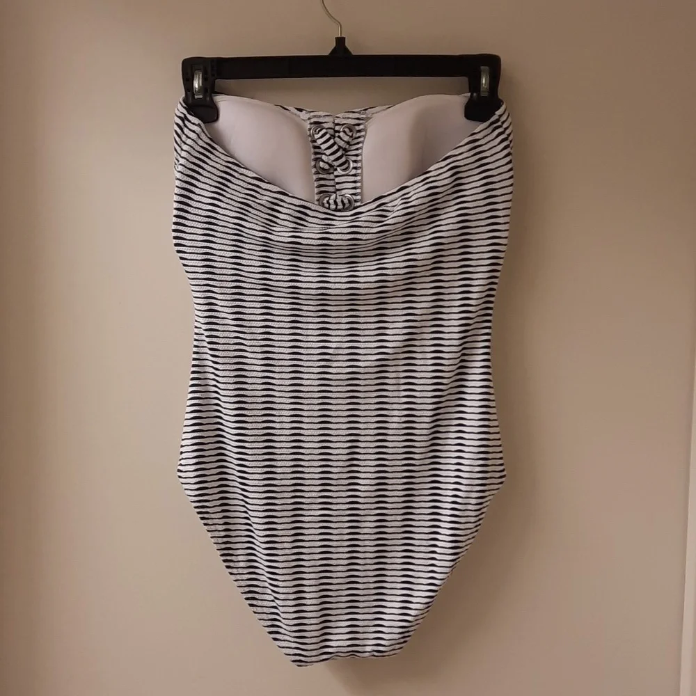 NWT, Tommy Bahama Island Cays Bandeau One Piece Swimsuit